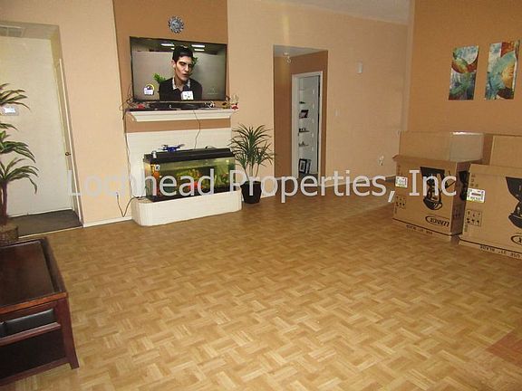 2nd image of 4829 Grovewood Dr
