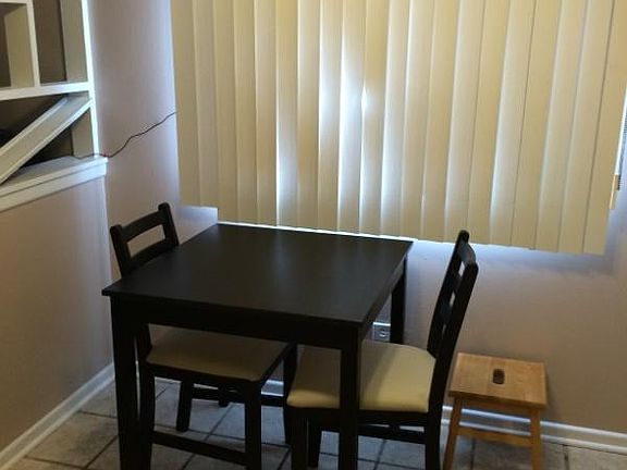 4th image of 6830 N Ozark Ave APT 1A