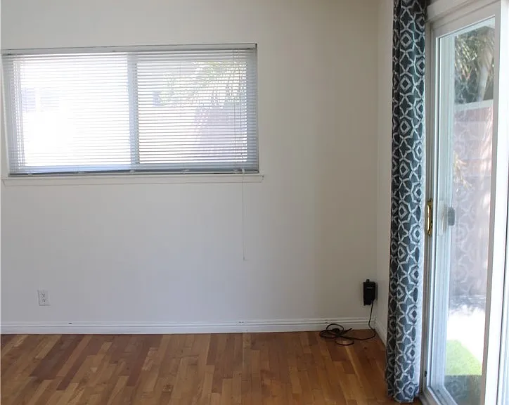 5192 Robinwood Dr — Photo 21