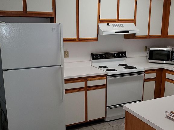 3rd image of 18 Pheasant Meadow Dr #18