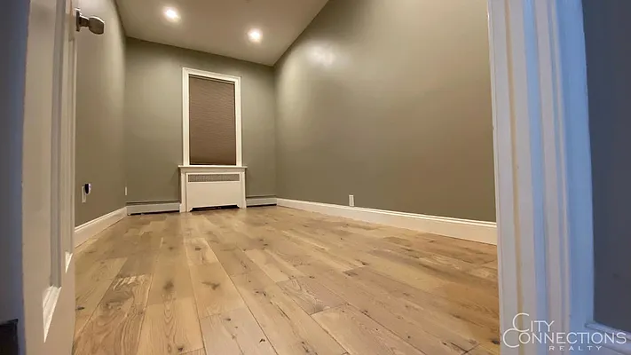 Rented by City Connections Realty | media 25