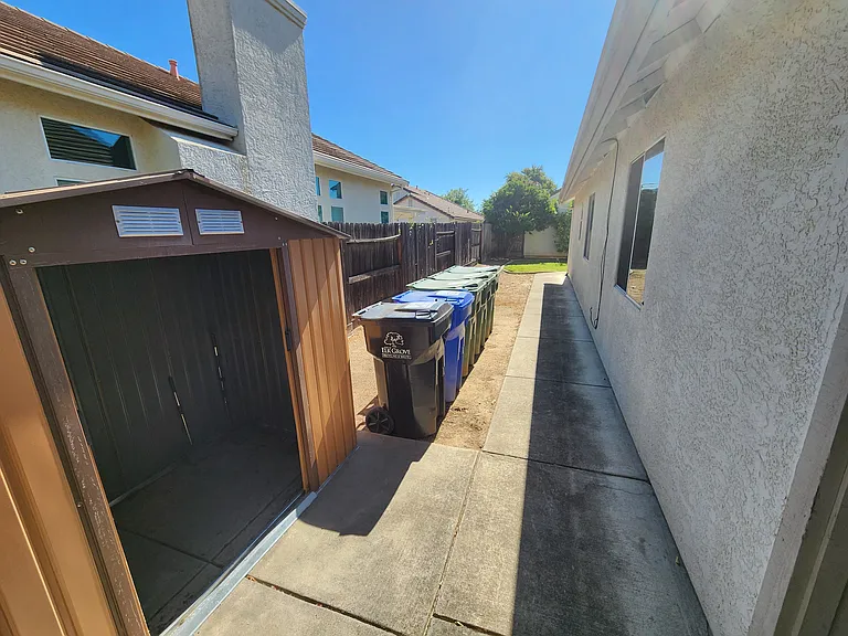 9193 Rizes Way — Photo 22