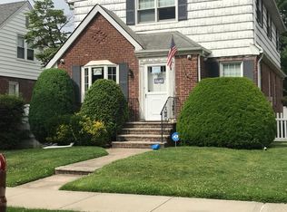 4726 196th Pl, Flushing, NY 11358