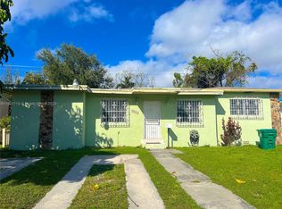 5915 SW 6th St, Miami, FL 33144