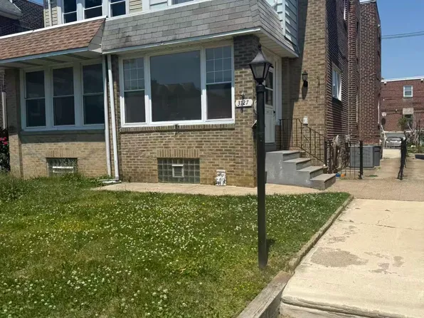 3127 Guilford St, Philadelphia, PA 19152