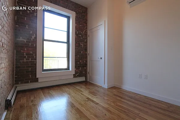 Rented by Compass | media 10