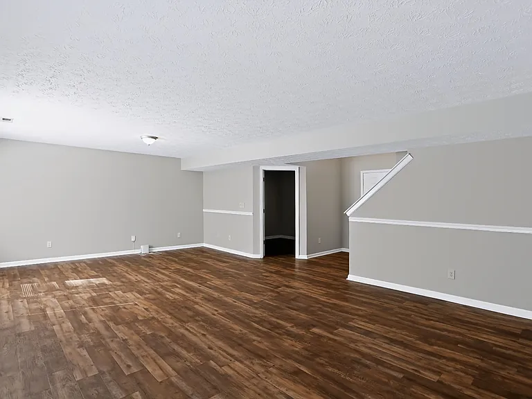 5439 Lake Boggs St — Photo 10