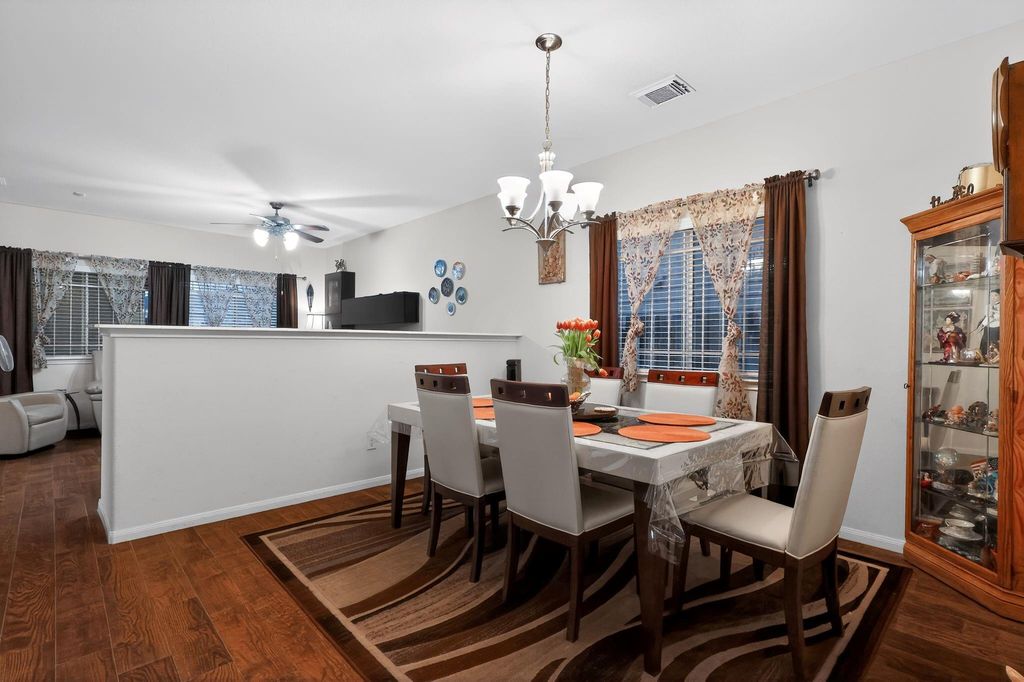Apartment in Houston, Harris - View 5