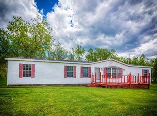 1677 Gift Ridge Rd, Manchester, OH 45144