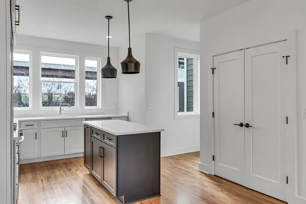 4910 Delaware Ave #C — Photo 4