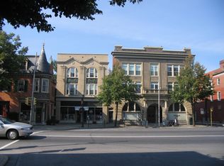 6 E Main St APT 104, Waynesboro, PA 17268