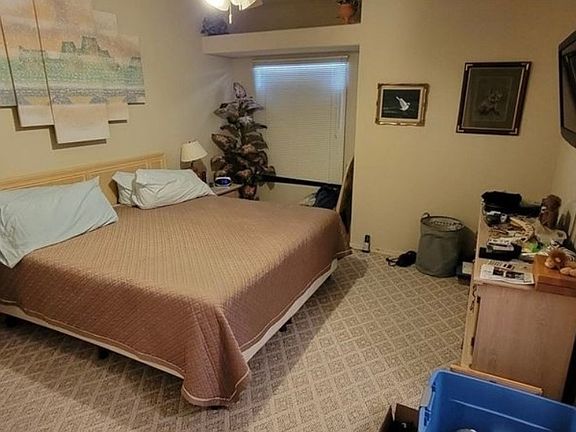 4th image of 6804 Dorita Ave Unit 202