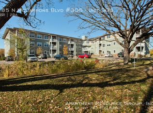 185 McCarrons Blvd N APT 306, Roseville, MN 55113