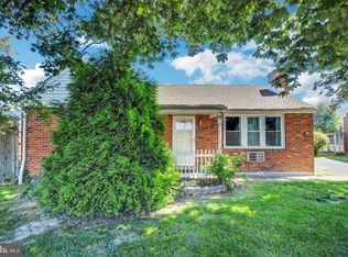 1443 Rhawn St, Philadelphia, PA 19111