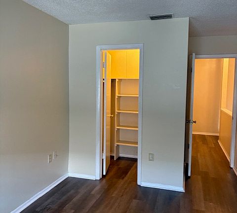 4th image of 4153 S Semoran Blvd APT 4
