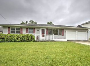335 E Walnut St, Dalton City, IL 61925
