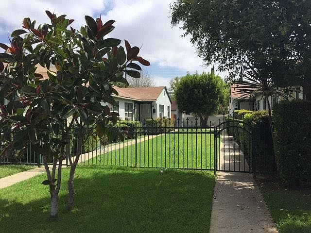 1st image of 7026 Hazeltine Ave