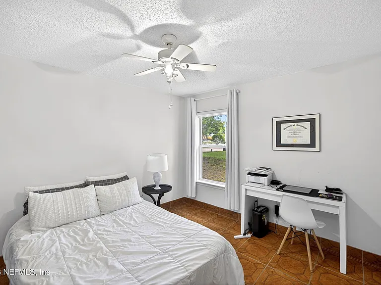 9515 Broken Oak Blvd — Photo 18