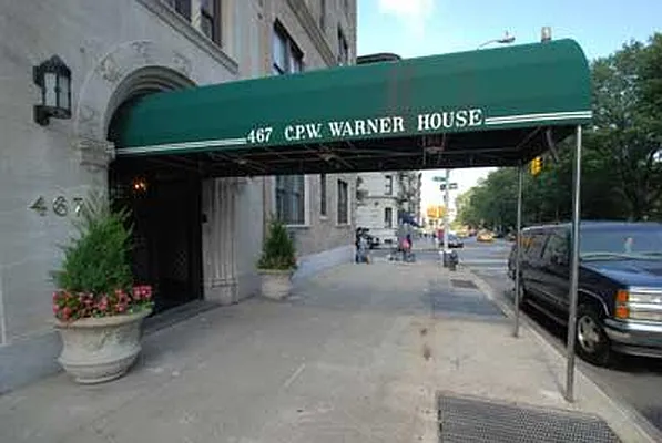 Rented by Buchbinder & Warren | media 21
