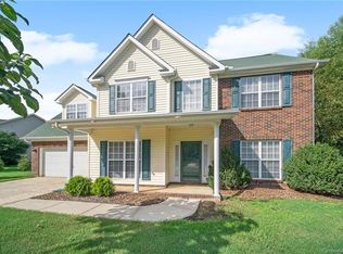 10933 Wyndham Pointe Dr, Charlotte, NC 28213