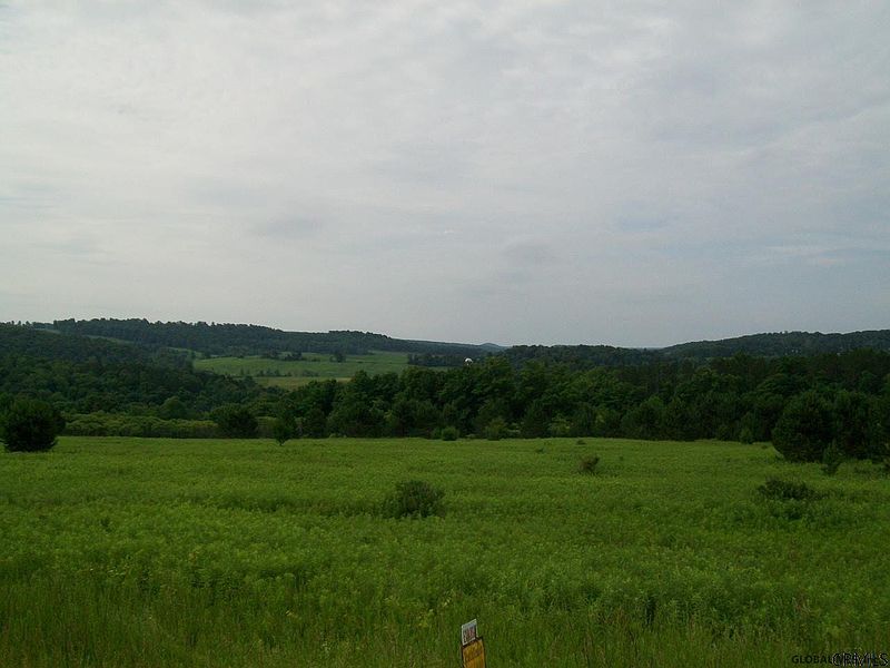 3rd image of CEMETERY Road