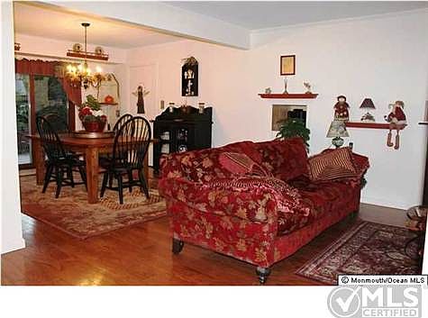 1st image of 1027 Bay Ave