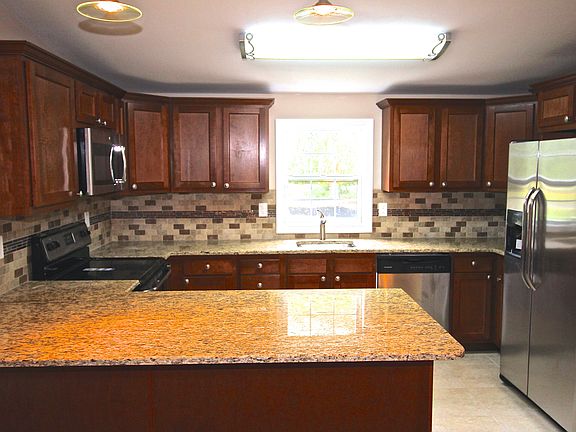 Beautifully updated kitchen