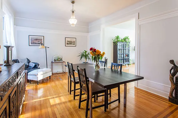 Sold by Owner | media 1