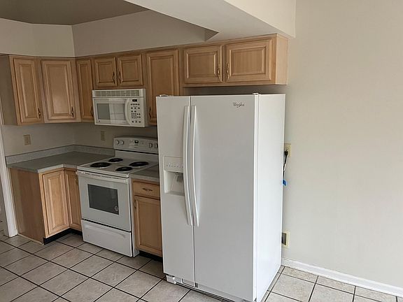 4th image of 3853 Aria Ln