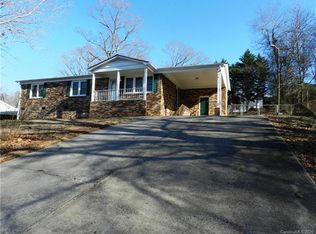 3908 Cherokee Dr, Gastonia, NC 28052