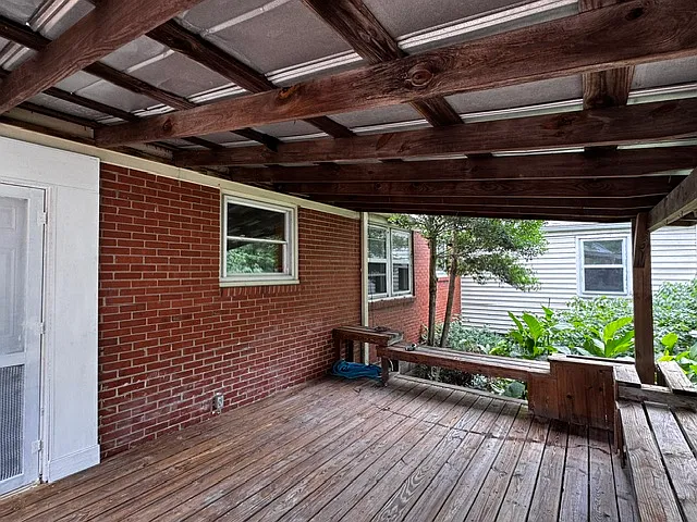 3329 Goodland Rd — Photo 15