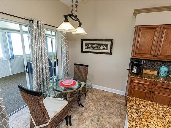 5th image of 15291 Cricket Ln