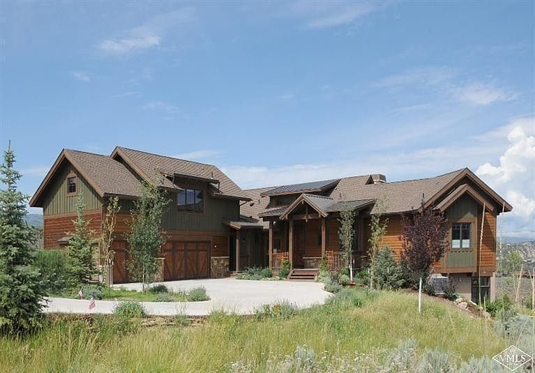 Welcome to 148 Hollyhock Court.