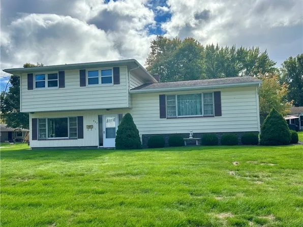 857 Mapleridge Dr, Youngstown, OH 44512