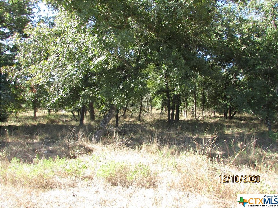 1st image of 135 Sandy Oaks Dr