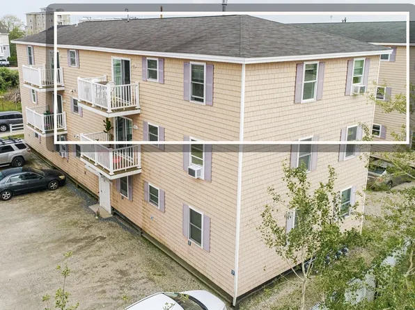 20 Cable Ave Unit 11, Salisbury, MA 01952