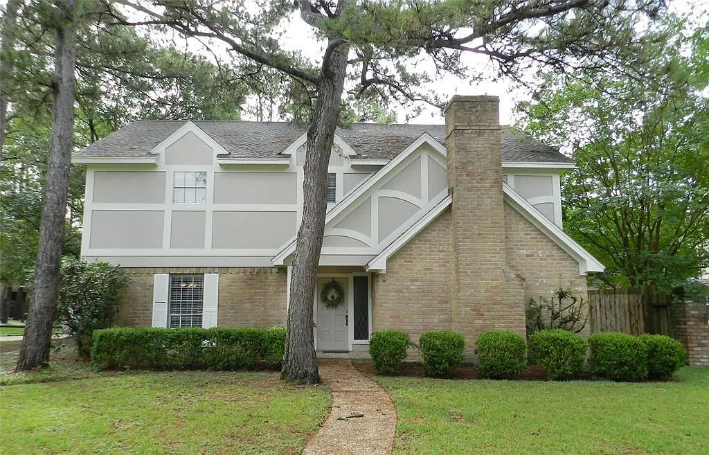 3 bed, 2.5 bath, 2648 sqft, $2,200 — Photo 3