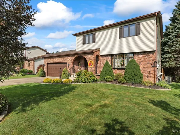 700 Cayuga Creek Rd, Cheektowaga, NY 14227