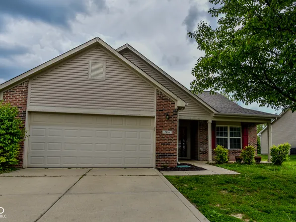 2416 Foxtail Dr, Plainfield, IN 46168