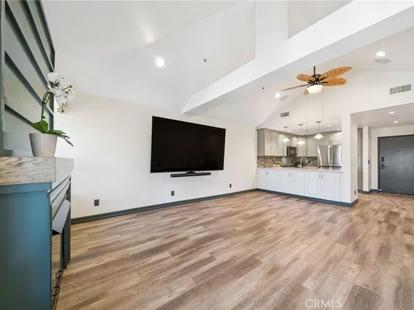 2563 Plaza Del Amo Unit 404, Torrance, CA 90503
