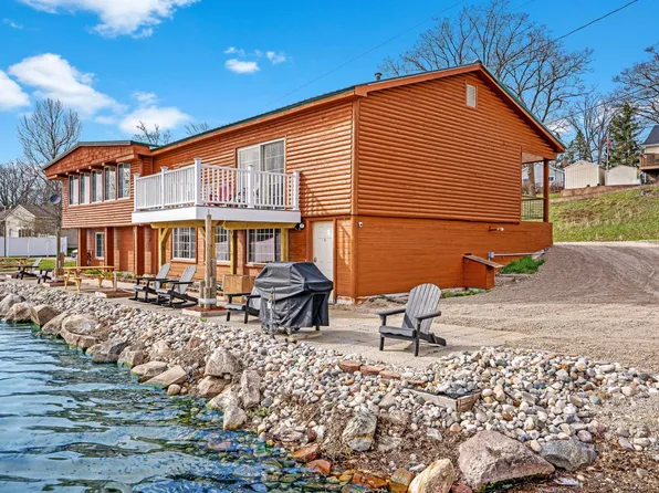 404 E State St, Fife Lake, MI