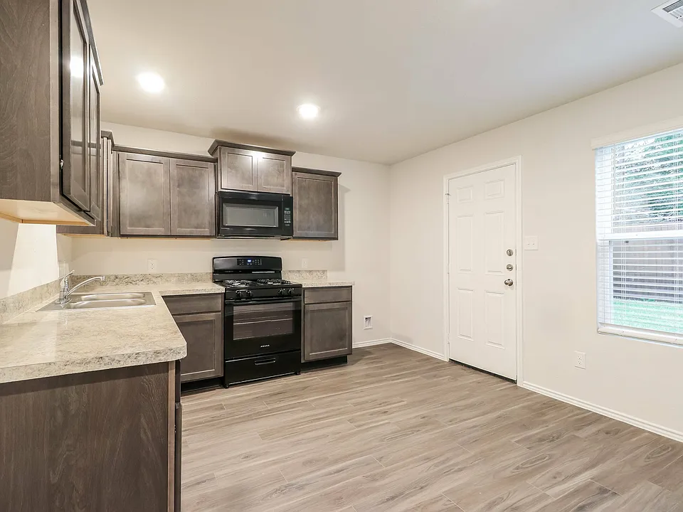 2538 Coho Dr