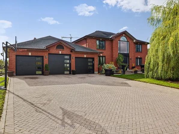 700 Franklinway Cres, London, ON N6G 5C8