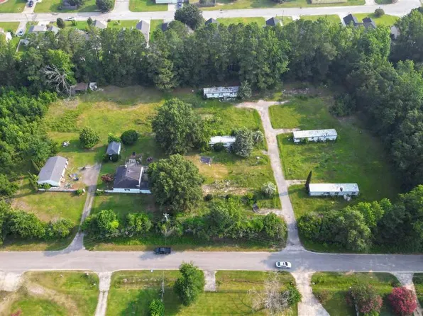 225 E Chapel View Dr, Florence, SC 29505