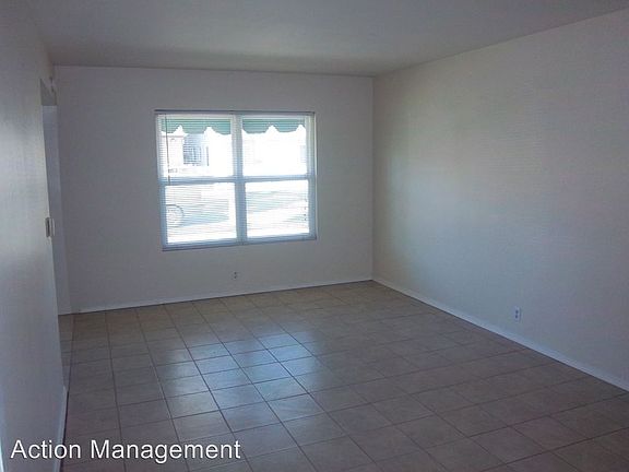 2nd image of 242 Glendora Ave APT 01