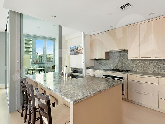 4th image of 1521 2nd Ave APT 1202