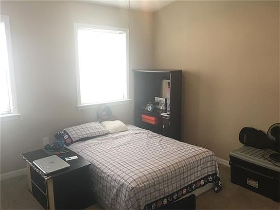 3rd image of 1020 Saint Julien Dr APT 108