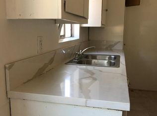 140 S Canon Dr APT 202, Beverly Hills, CA 90212