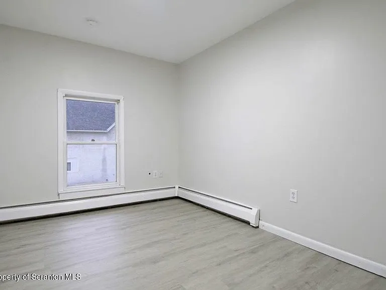 277 Riverside Dr #C — Photo 8