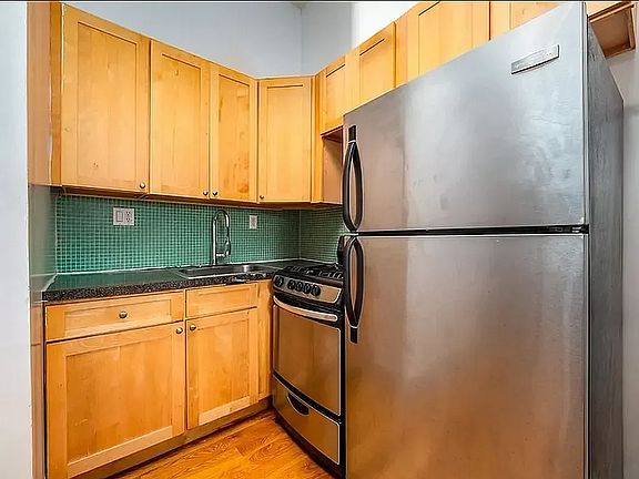 2nd image of 238 Troutman St #2S